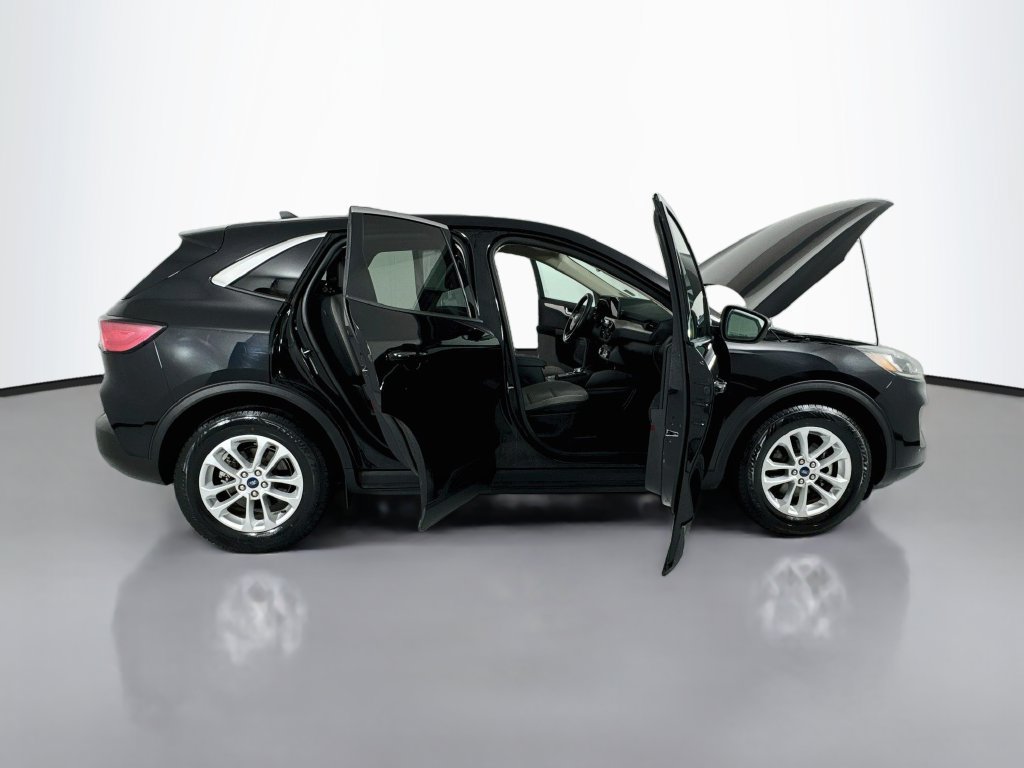 Used 2020 Ford Escape SE FWD image 24
