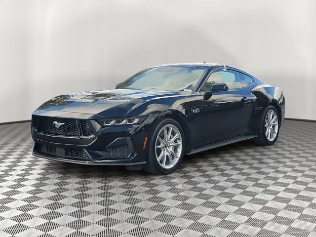 Used 2025 Ford Mustang GT Premium image 3