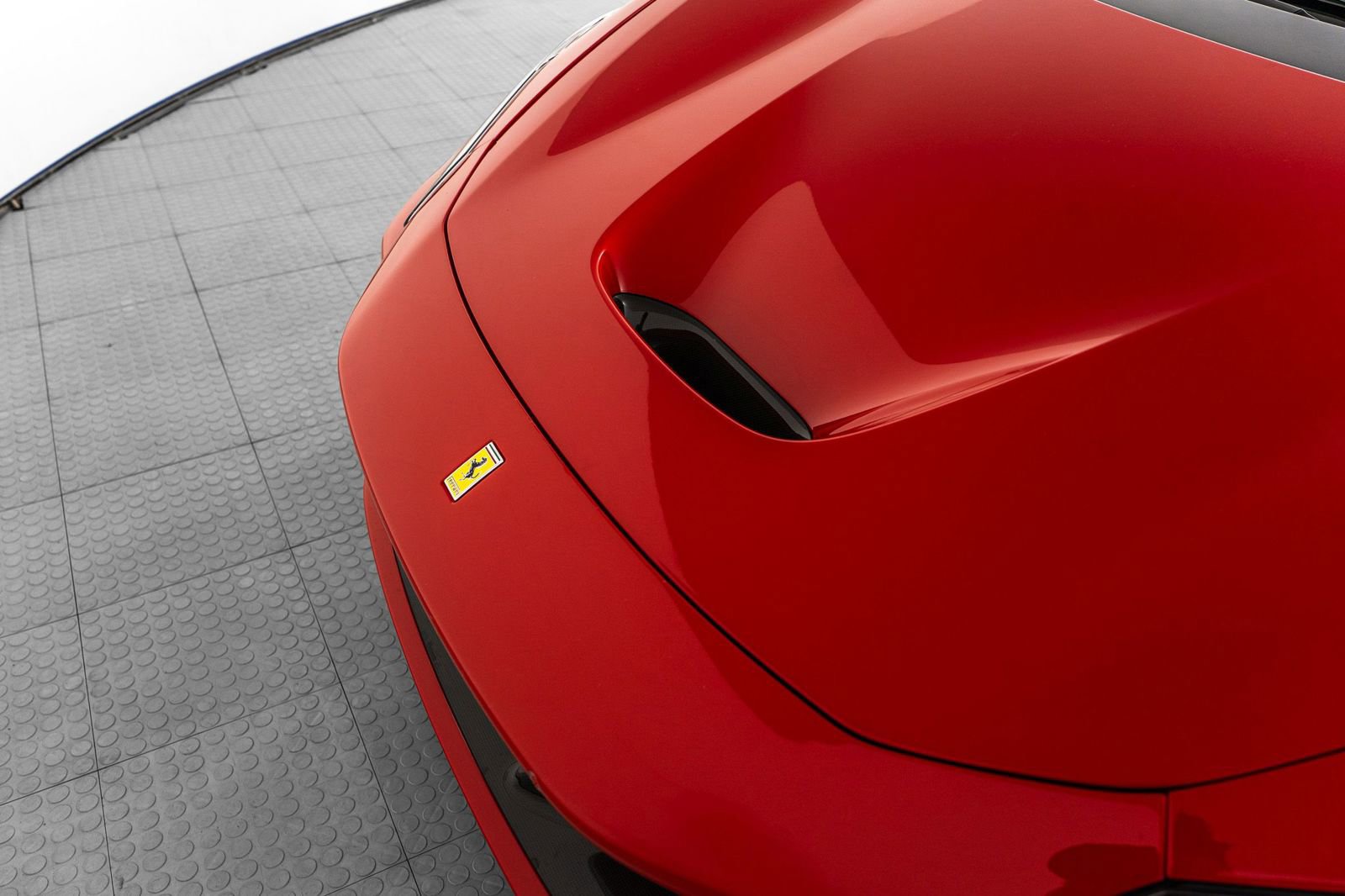 Certified 2021 Ferrari F8 Tributo Base image 14