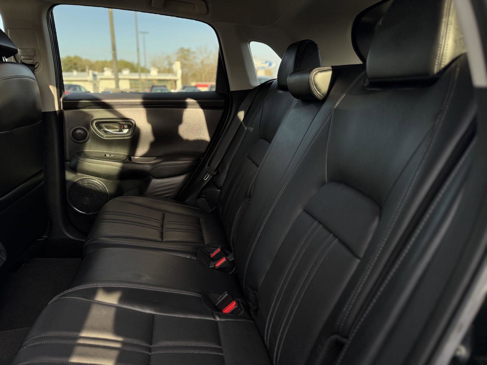 Certified 2024 Honda HR-V EX-L image 11