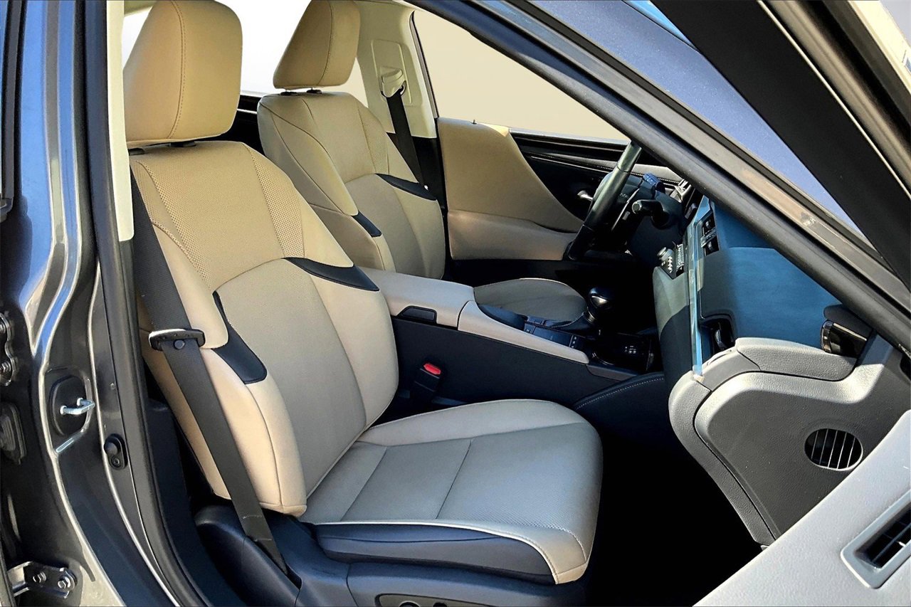 Used 2021 Lexus ES 350 w/ Premium Package image 22