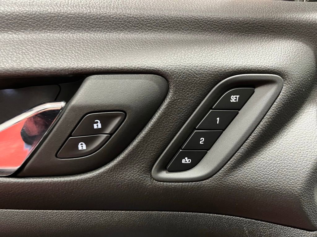 Used 2023 GMC Acadia Denali w/ Denali Ultimate Package image 25