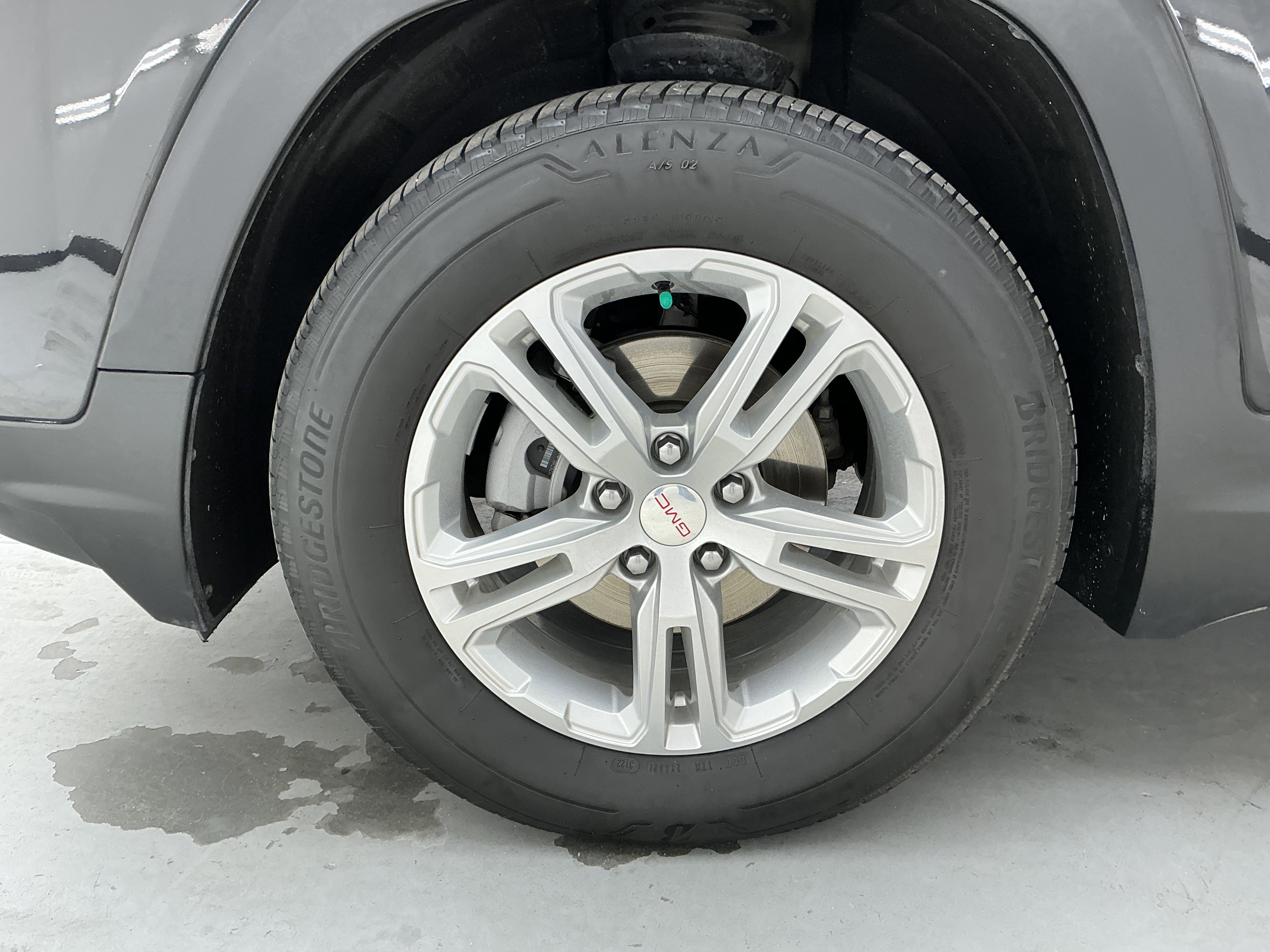 Used 2022 GMC Terrain SLE w/ Driver Convenience Package image 18