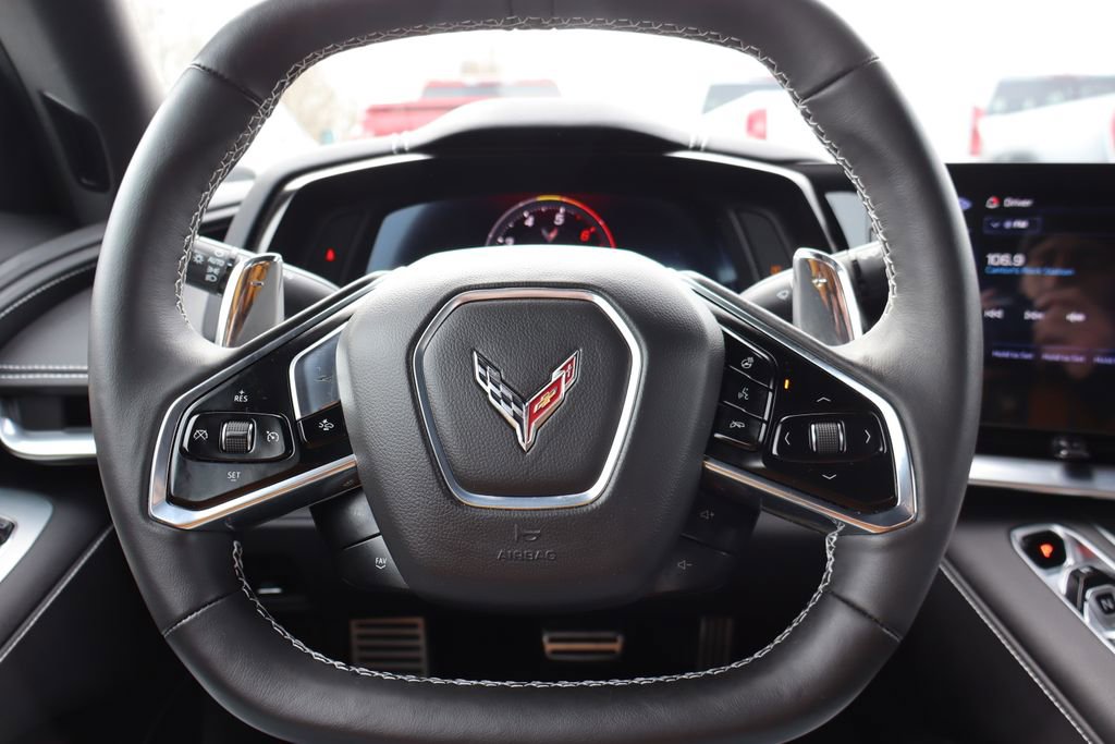 Used 2024 Chevrolet Corvette Stingray w/ Z51 Performance Package image 8