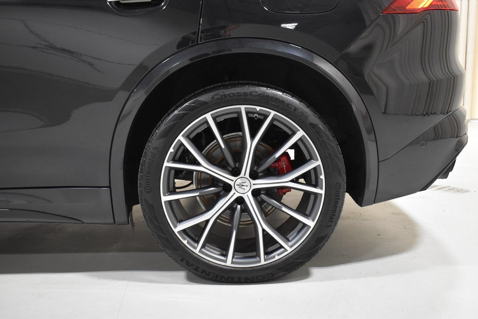 Certified 2023 Maserati Grecale Modena AWD/4WD image 14