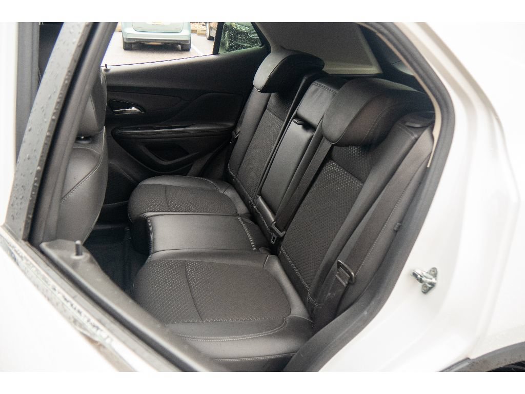 Used 2022 Buick Encore Preferred w/ Safety Package AWD/4WD image 18