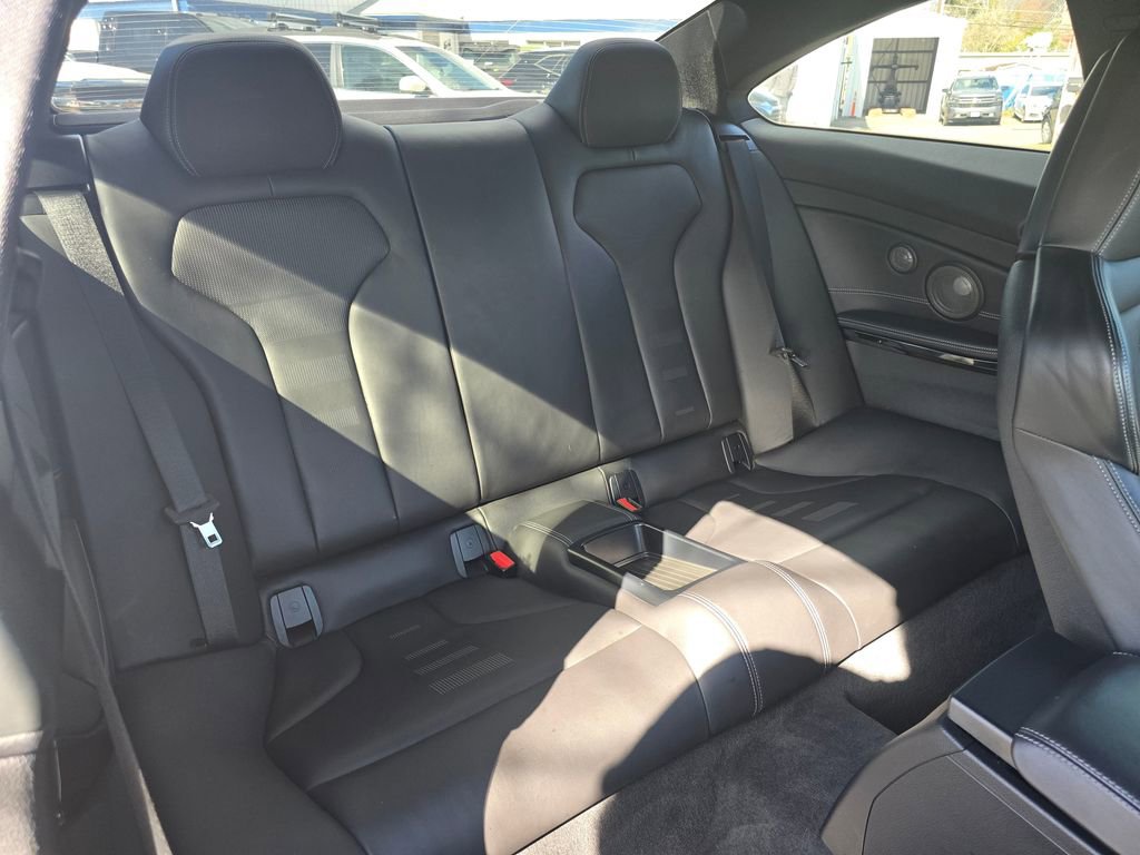 Used 2018 BMW M4 Coupe image 12