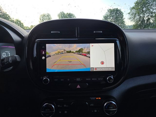 Certified 2024 Kia Soul GT-Line FWD image 27