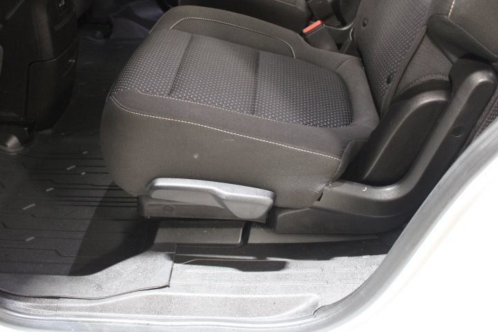 Used 2023 GMC Acadia SLE w/ Elevation Edition AWD/4WD image 47