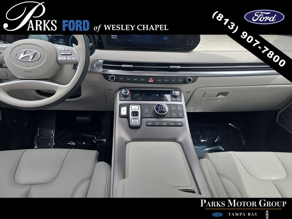 Used 2025 Hyundai Palisade Calligraphy image 13