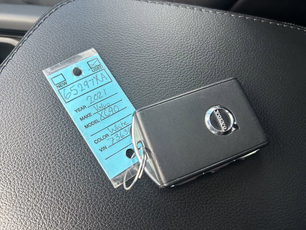 Used 2021 Volvo XC90 T5 Momentum w/ Climate Package image 42