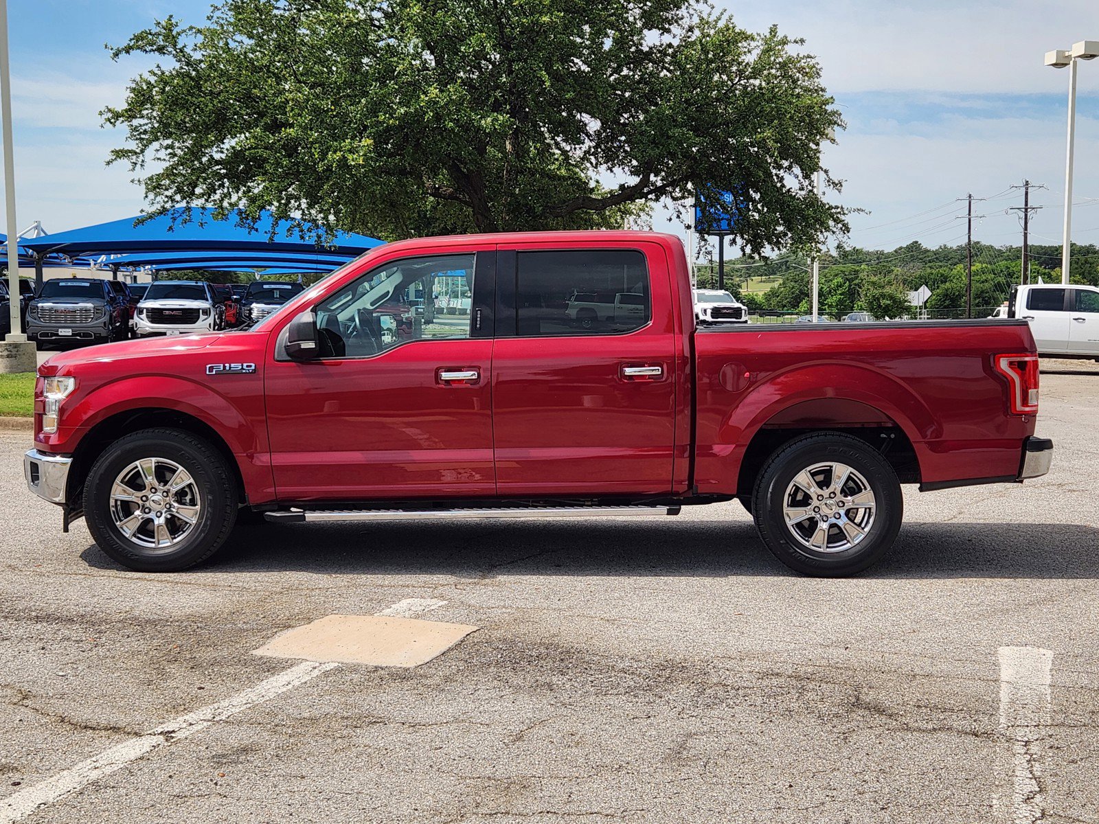Used 2017 Ford F150 XLT w/ Equipment Group 302A Luxury RWD image 3