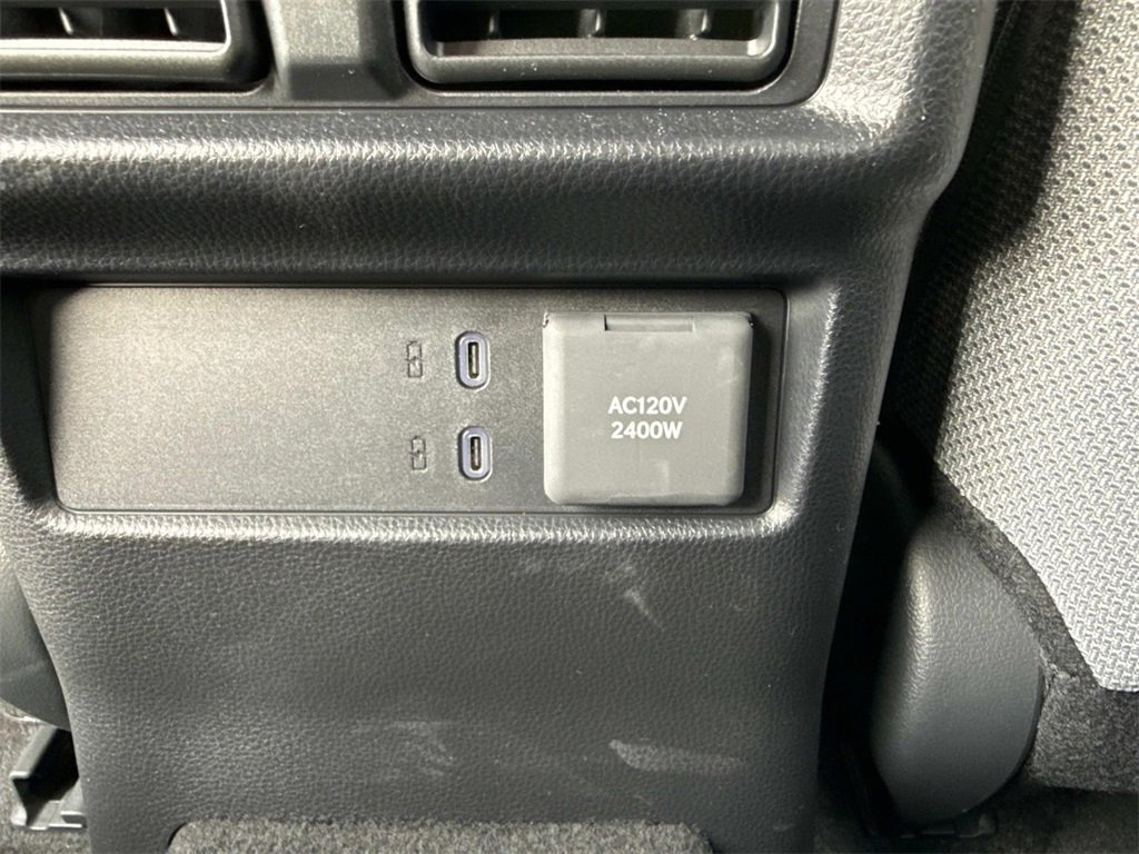 Used 2025 Toyota 4Runner TRD Off-Road image 25