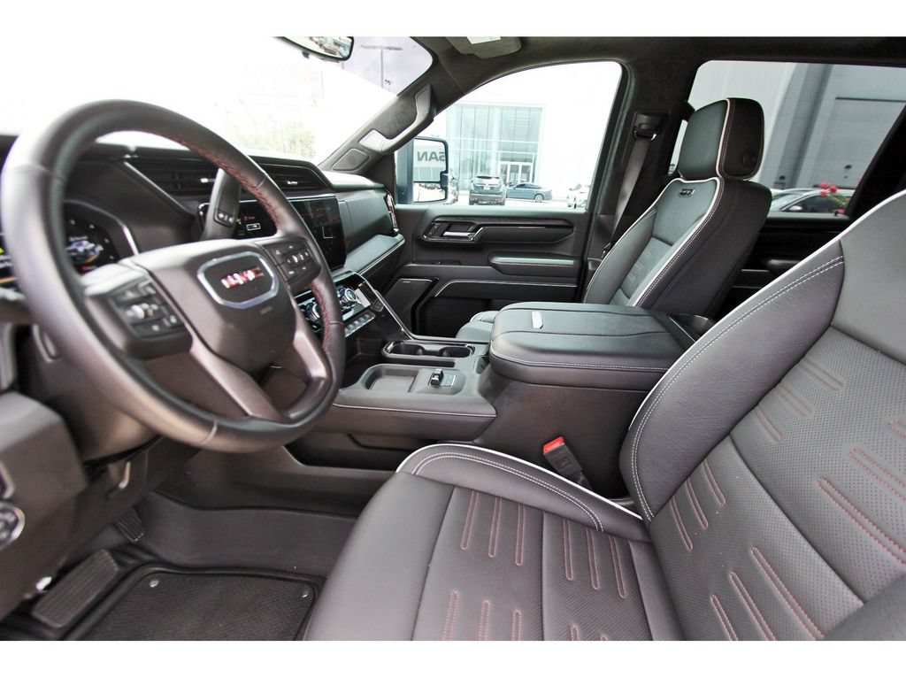 Used 2025 GMC Sierra 2500 AT4X AWD/4WD image 12