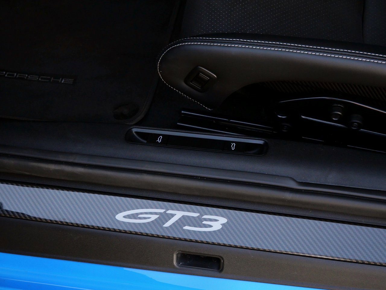 Used 2022 Porsche 911 GT3 image 17