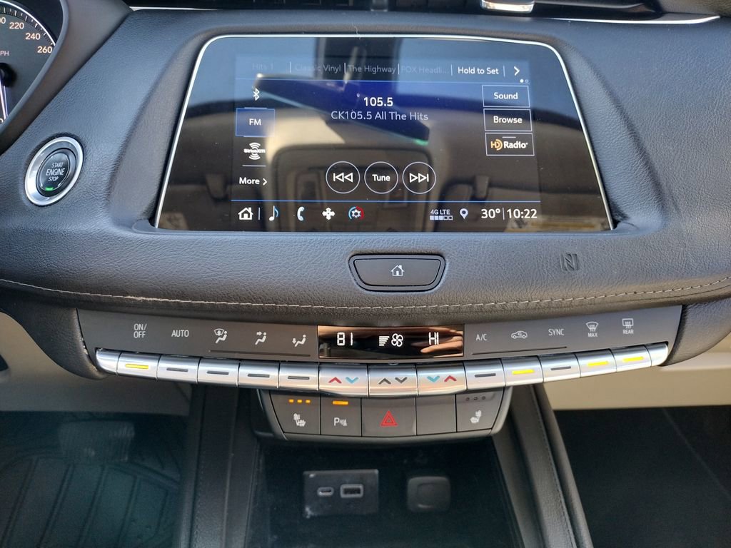 Used 2019 Cadillac XT4 Luxury AWD/4WD image 3