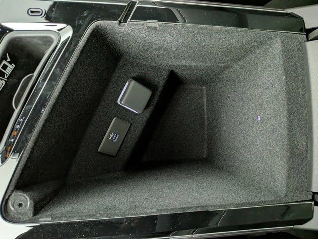 New 2026 Cadillac Lyriq Luxury image 23