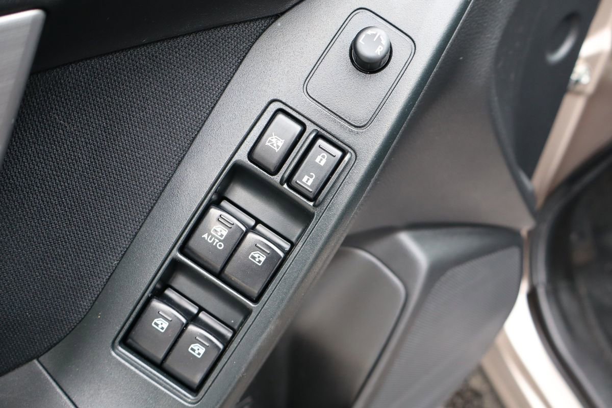 Used 2015 Subaru Forester 2.5i image 27