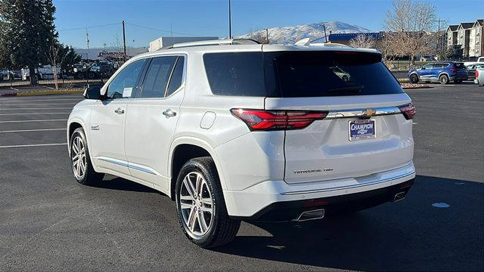 Certified 2023 Chevrolet Traverse High Country w/ LPO, Floor Liner Package image 7