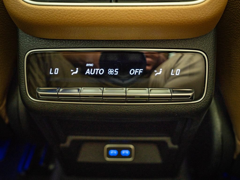 New 2026 Mercedes-Benz GLS 450 4MATIC image 43