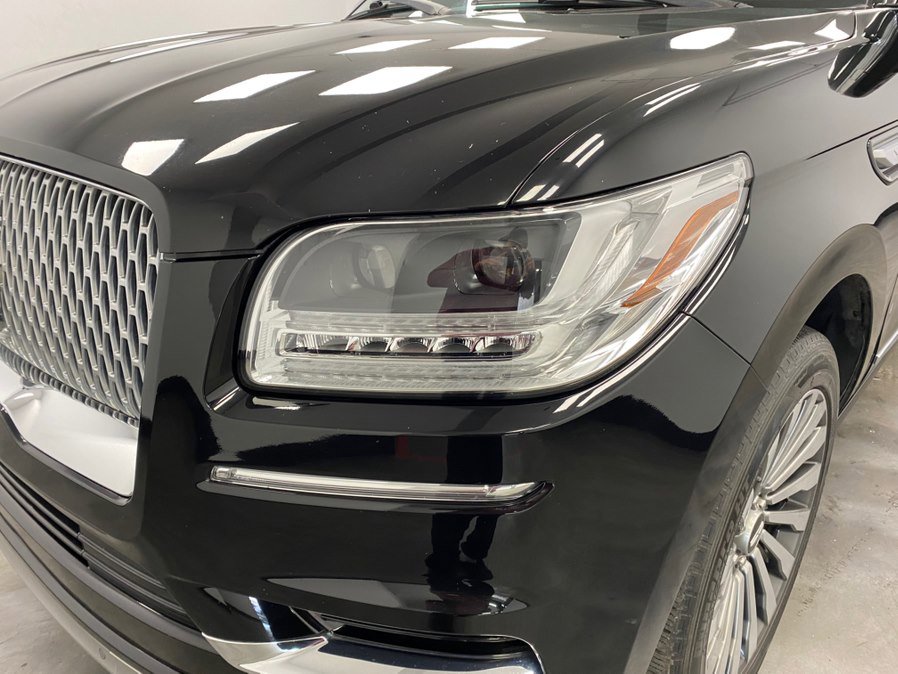 Used 2018 Lincoln Navigator Reserve AWD/4WD image 11
