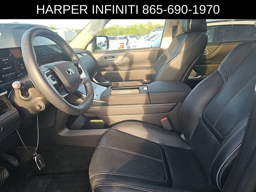 Used 2025 INFINITI QX80 Sensory AWD/4WD image 5