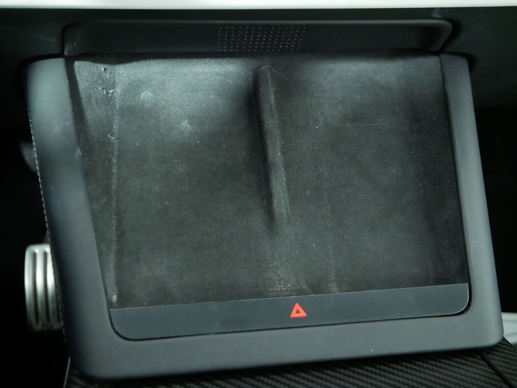 Used 2023 Tesla Model X Plaid image 27