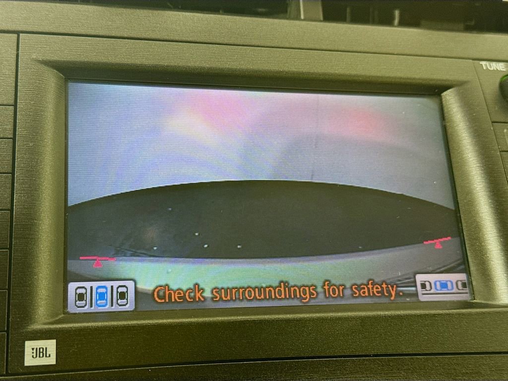 Used 2011 Toyota Prius Five w/ Advanced Technology Pkg image 16