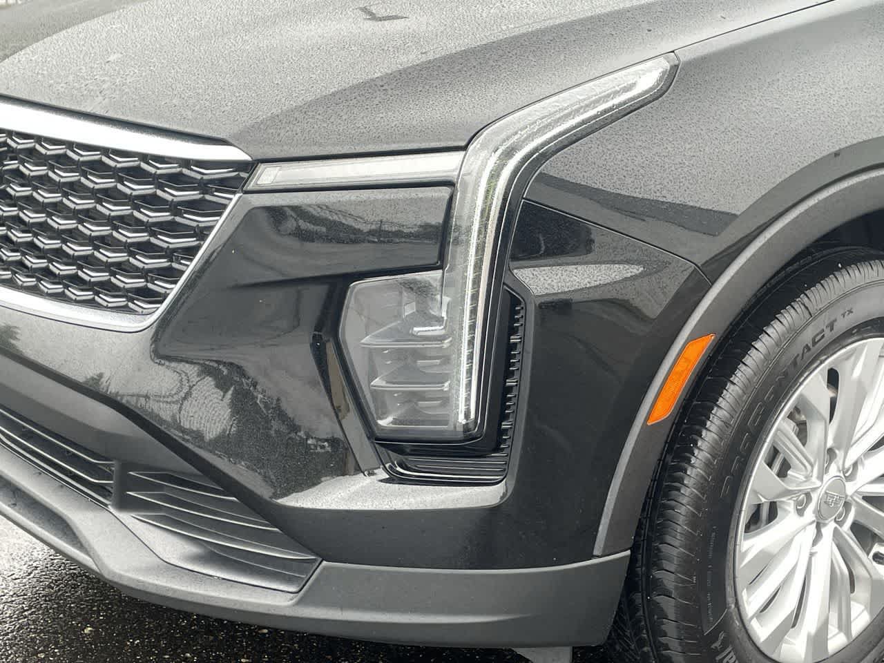 Certified 2024 Cadillac XT4 Luxury w/ Cold Weather Package AWD/4WD image 38