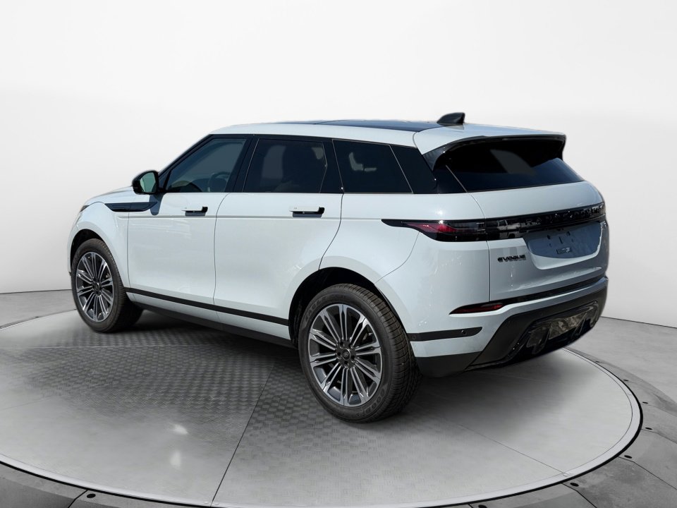 Used 2024 Land Rover Range Rover Evoque S image 5