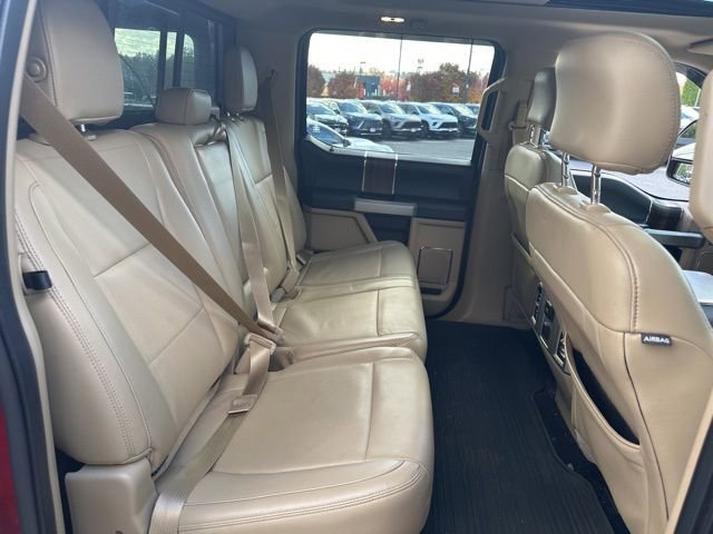 Used 2015 Ford F150 Lariat image 31