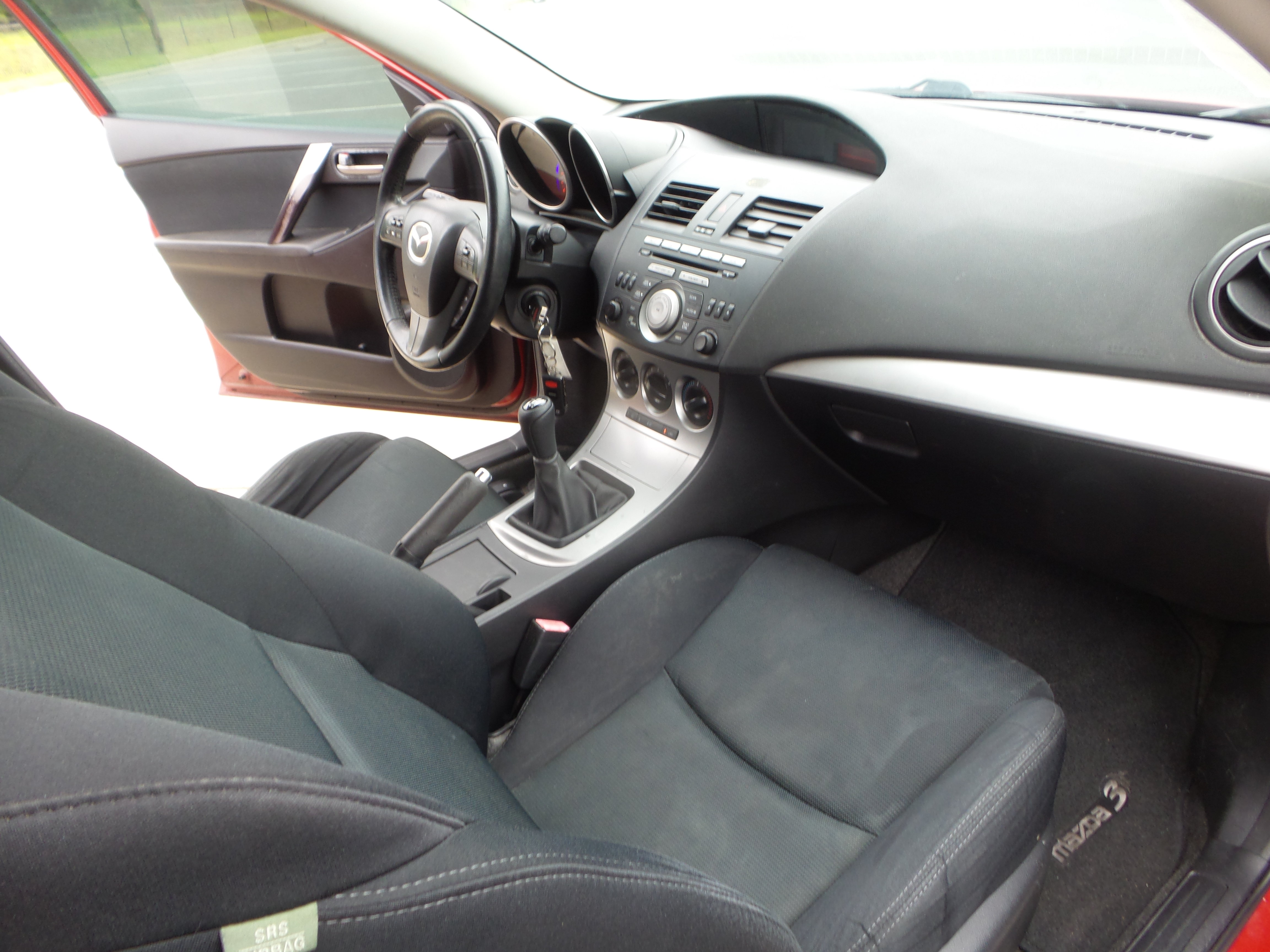 Used 2011 MAZDA MAZDA3 s Sport FWD image 14