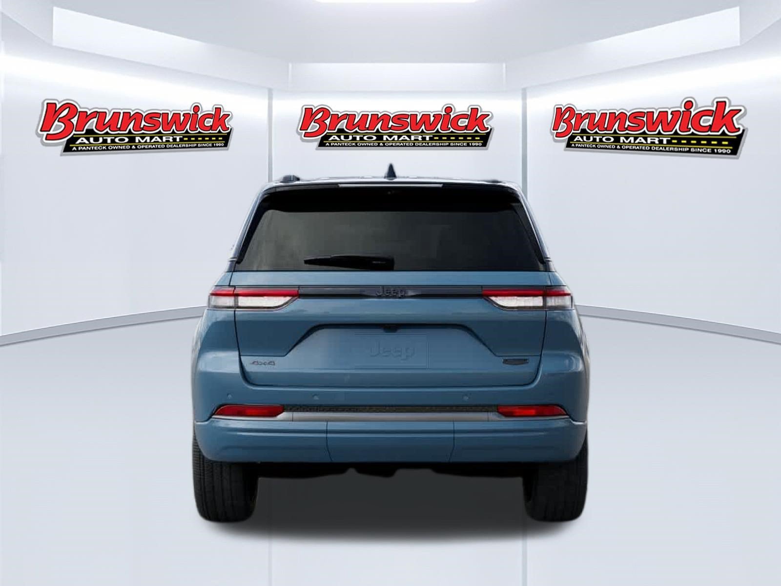 New 2027 Jeep Grand Cherokee Summit AWD/4WD image 7