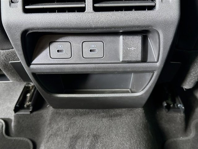 New 2026 Land Rover Discovery Sport Landmark image 28