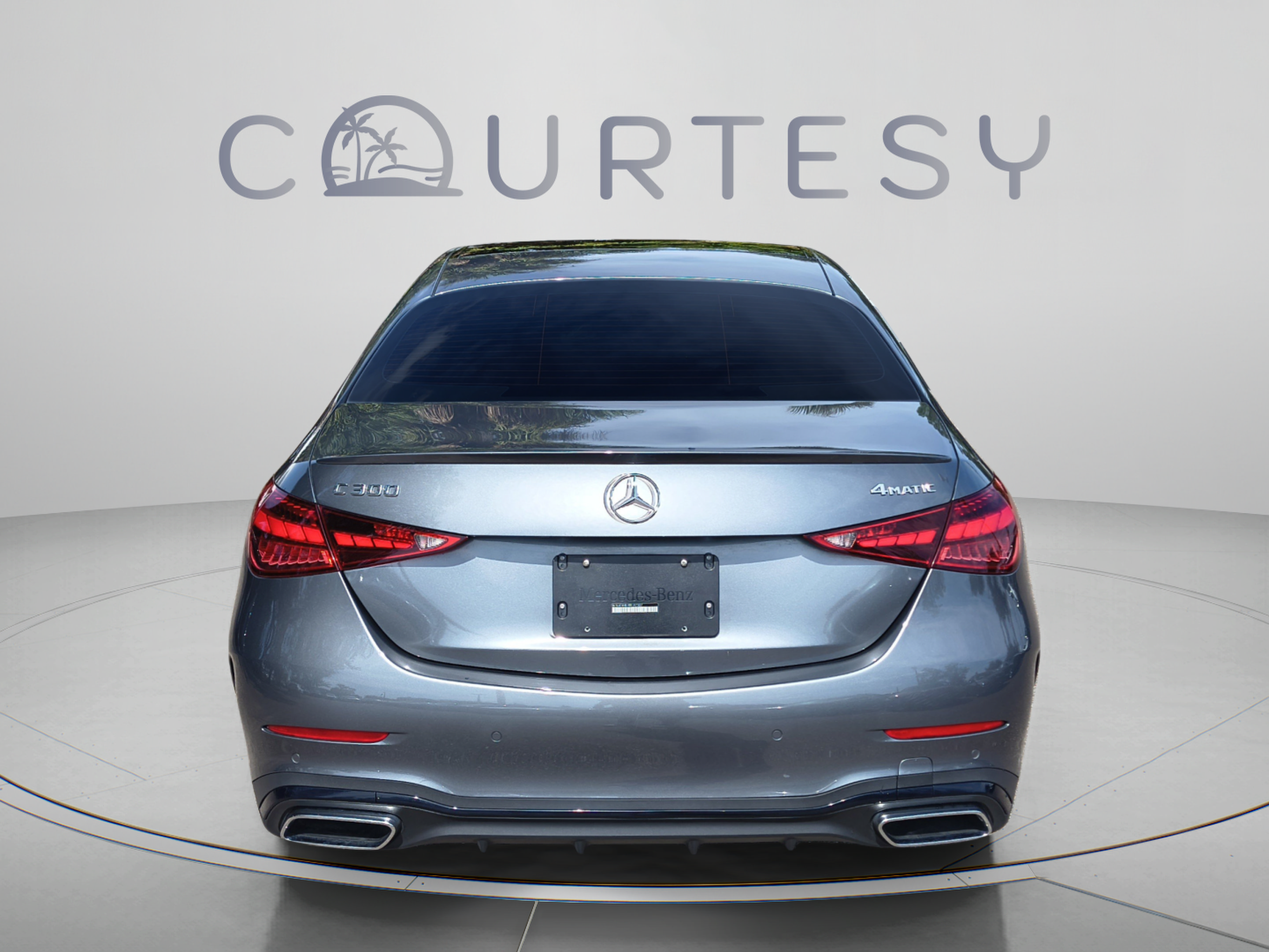 Used 2024 Mercedes-Benz C 300 4MATIC Sedan image 4
