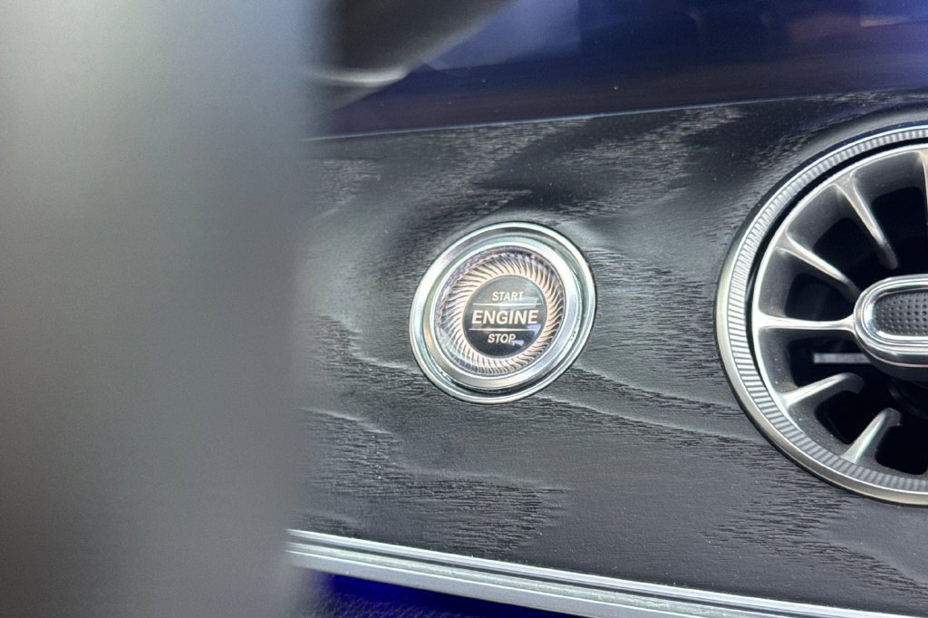 Used 2019 Mercedes-Benz E 450 Cabriolet image 28