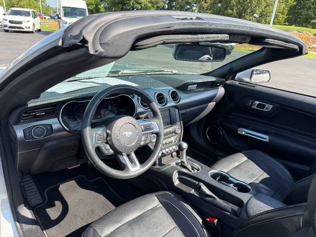 Used 2019 Ford Mustang GT Premium w/ Equipment Group 401A RWD image 24