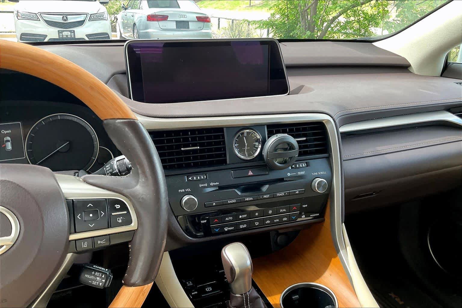 Used 2019 Lexus RX 350 AWD w/ Navigation Package image 7