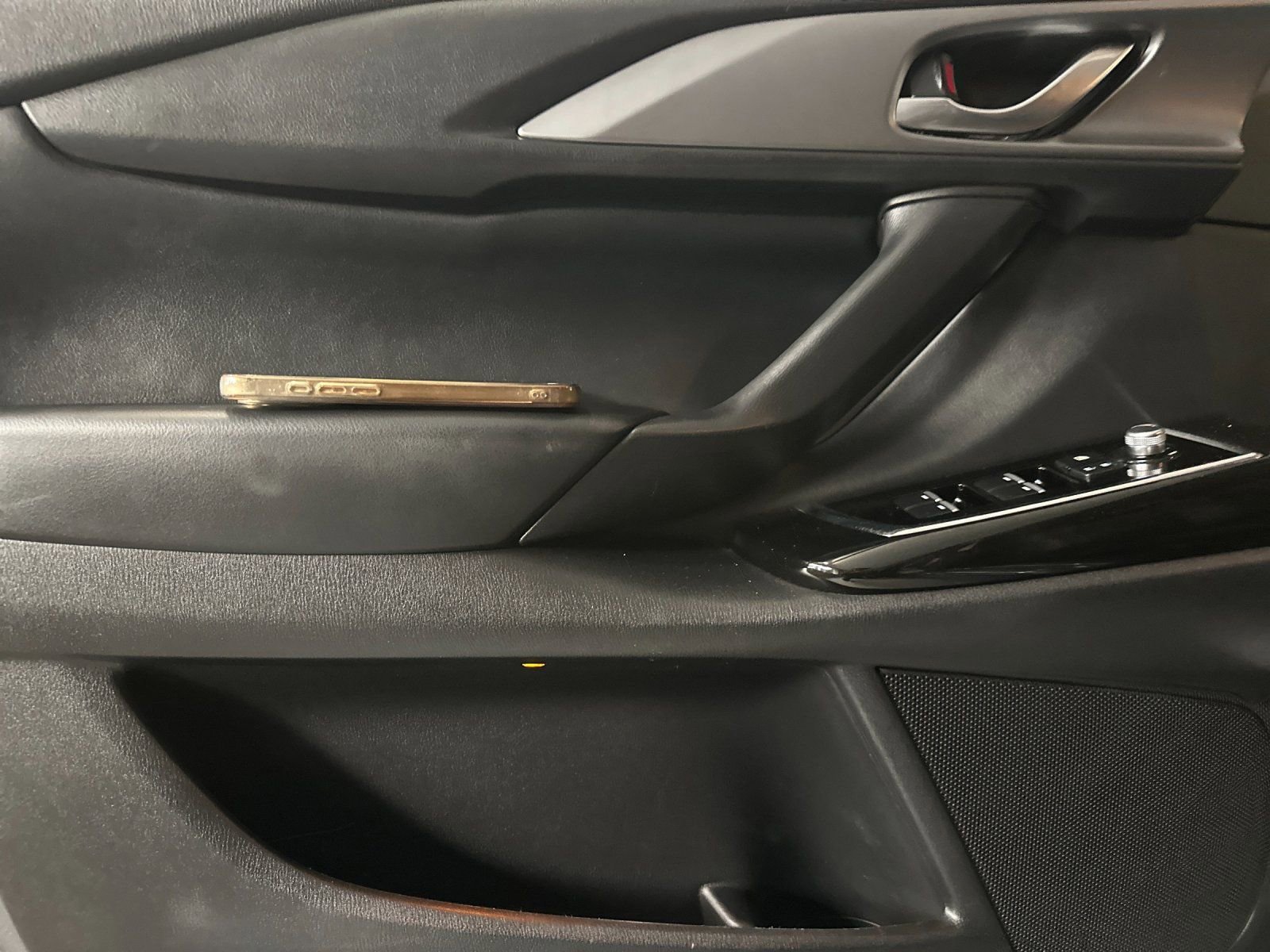 Used 2023 MAZDA CX-9 Touring image 12