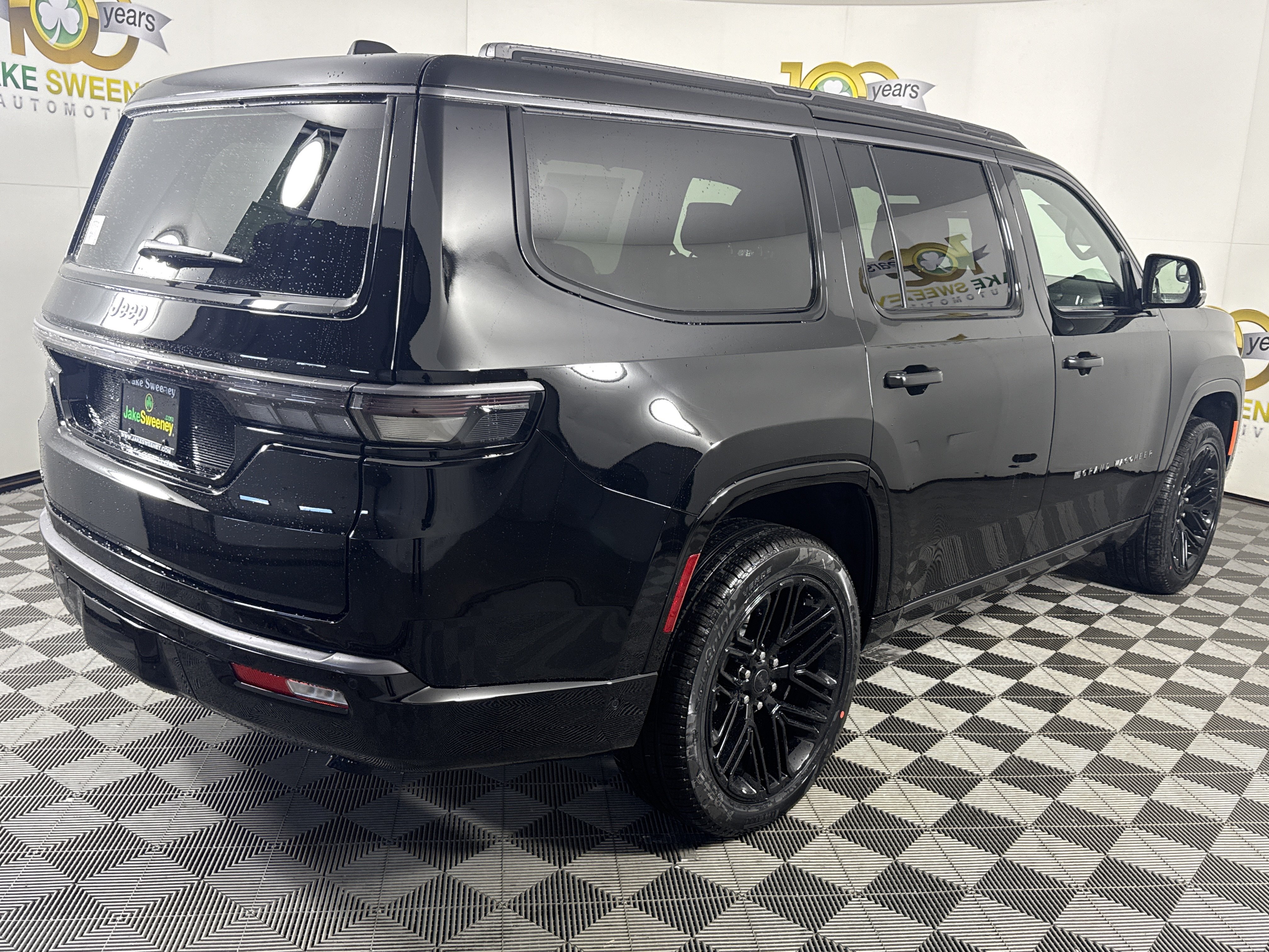 New 2026 Jeep Grand Wagoneer Limited AWD/4WD image 10