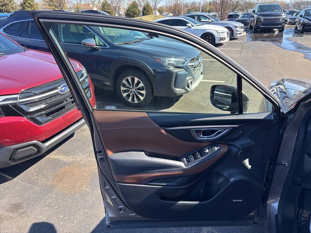 Used 2023 Subaru Forester Touring image 19