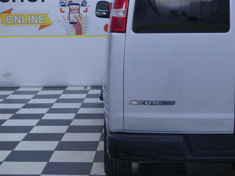 Used 2022 Chevrolet Express 3500 LS RWD image 21