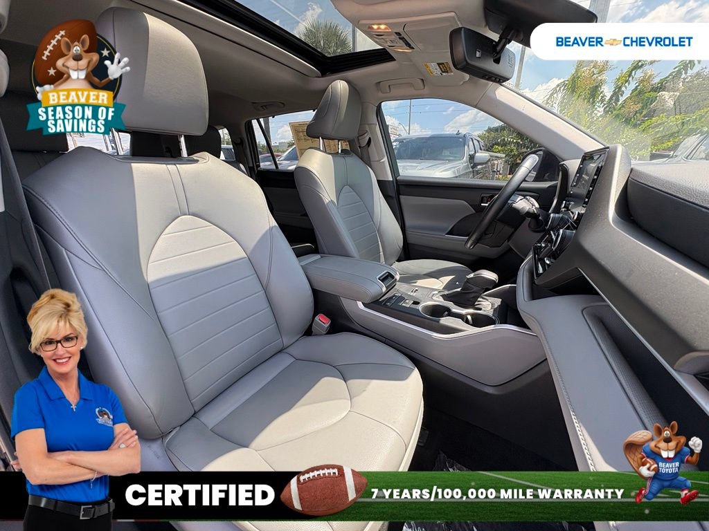 Used 2022 Toyota Highlander XLE FWD image 27