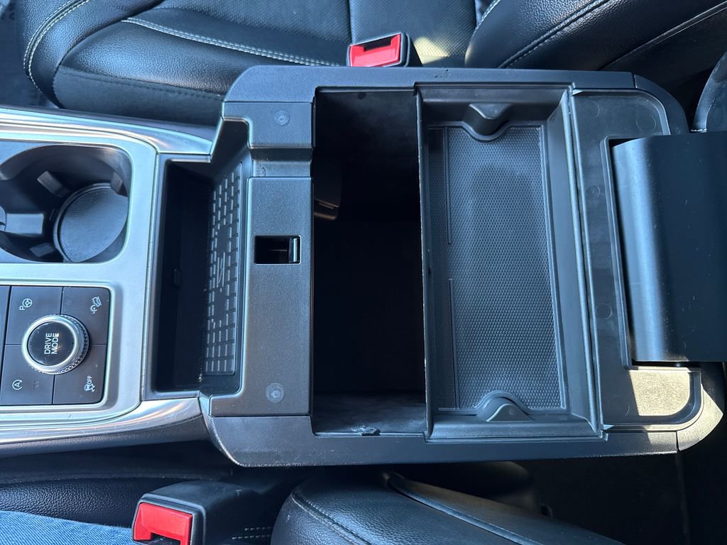 Used 2020 Ford Explorer ST w/ Premium Technology Package image 32