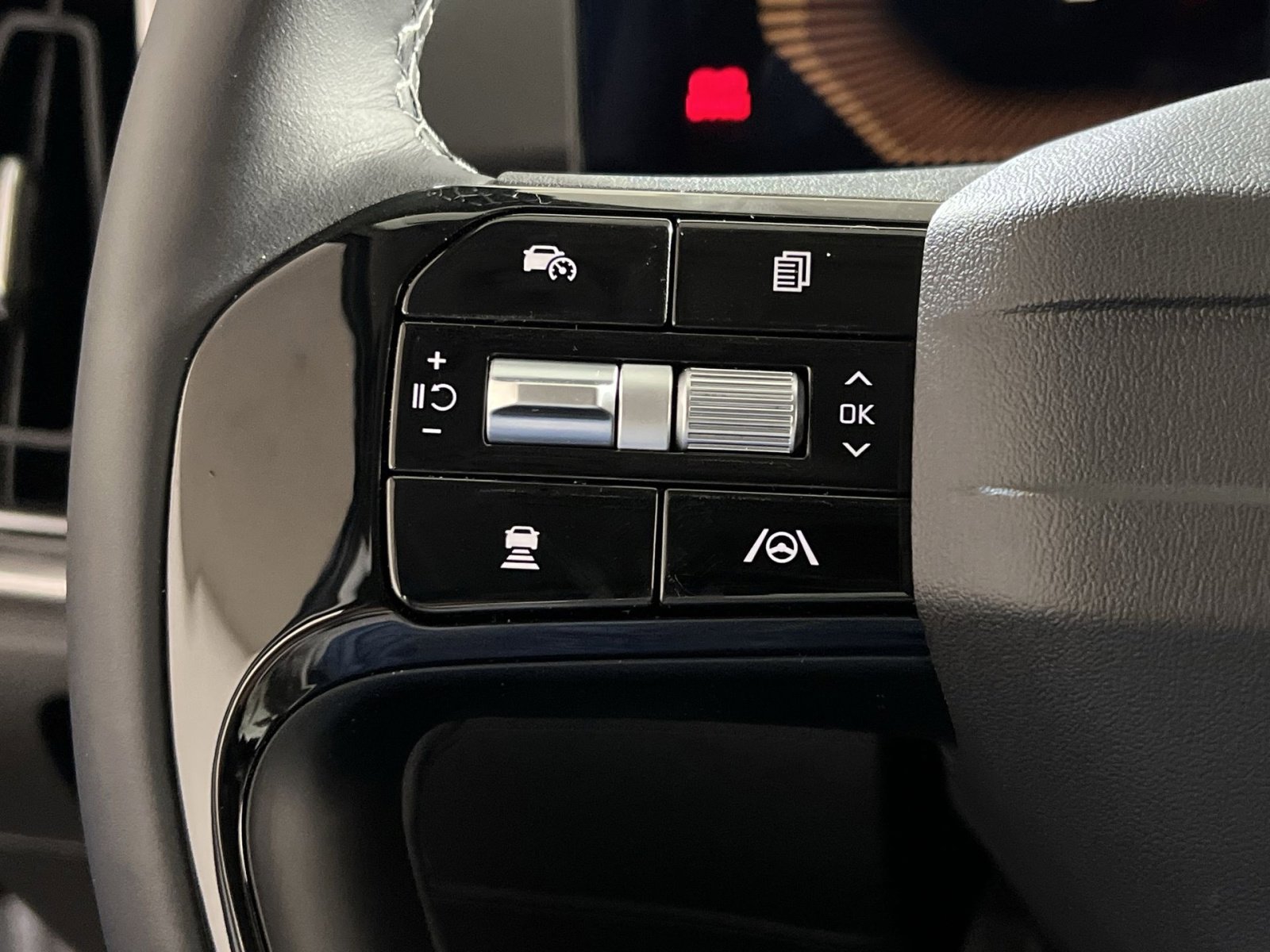 New 2026 Kia Sorento S image 30