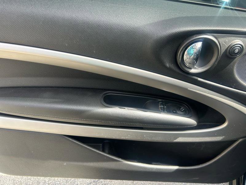 Used 2013 MINI Cooper Paceman image 7