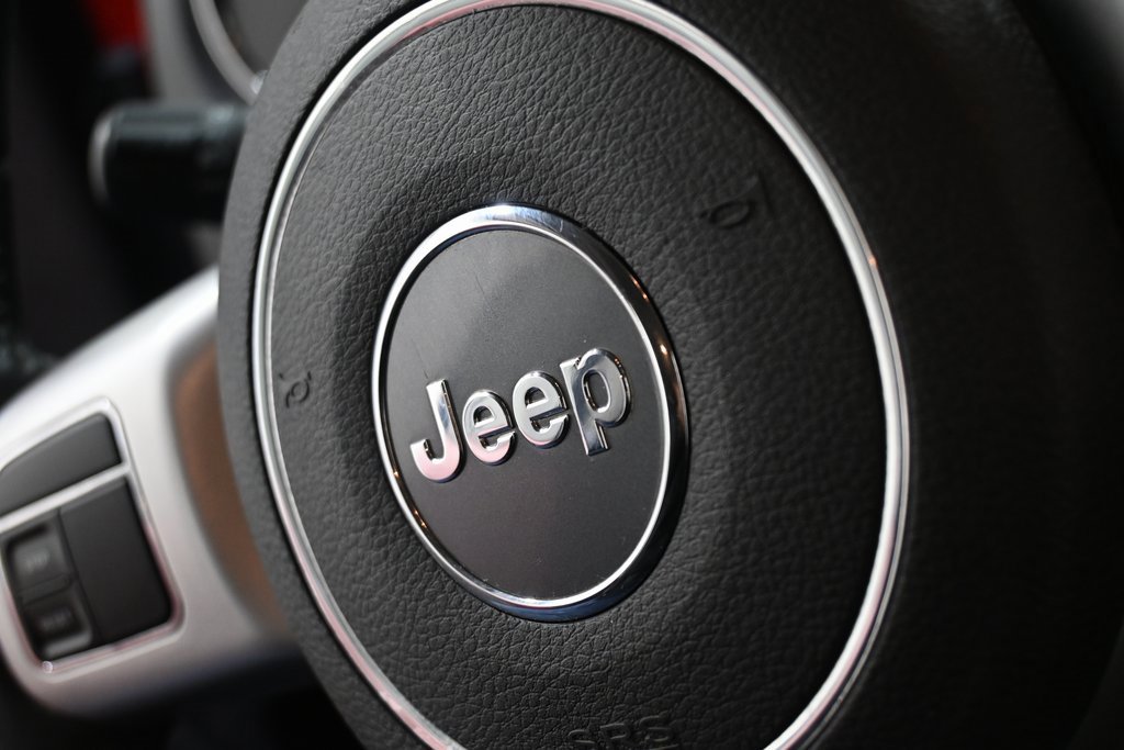 Used 2017 Jeep Compass Sport w/ Power Value Group image 27