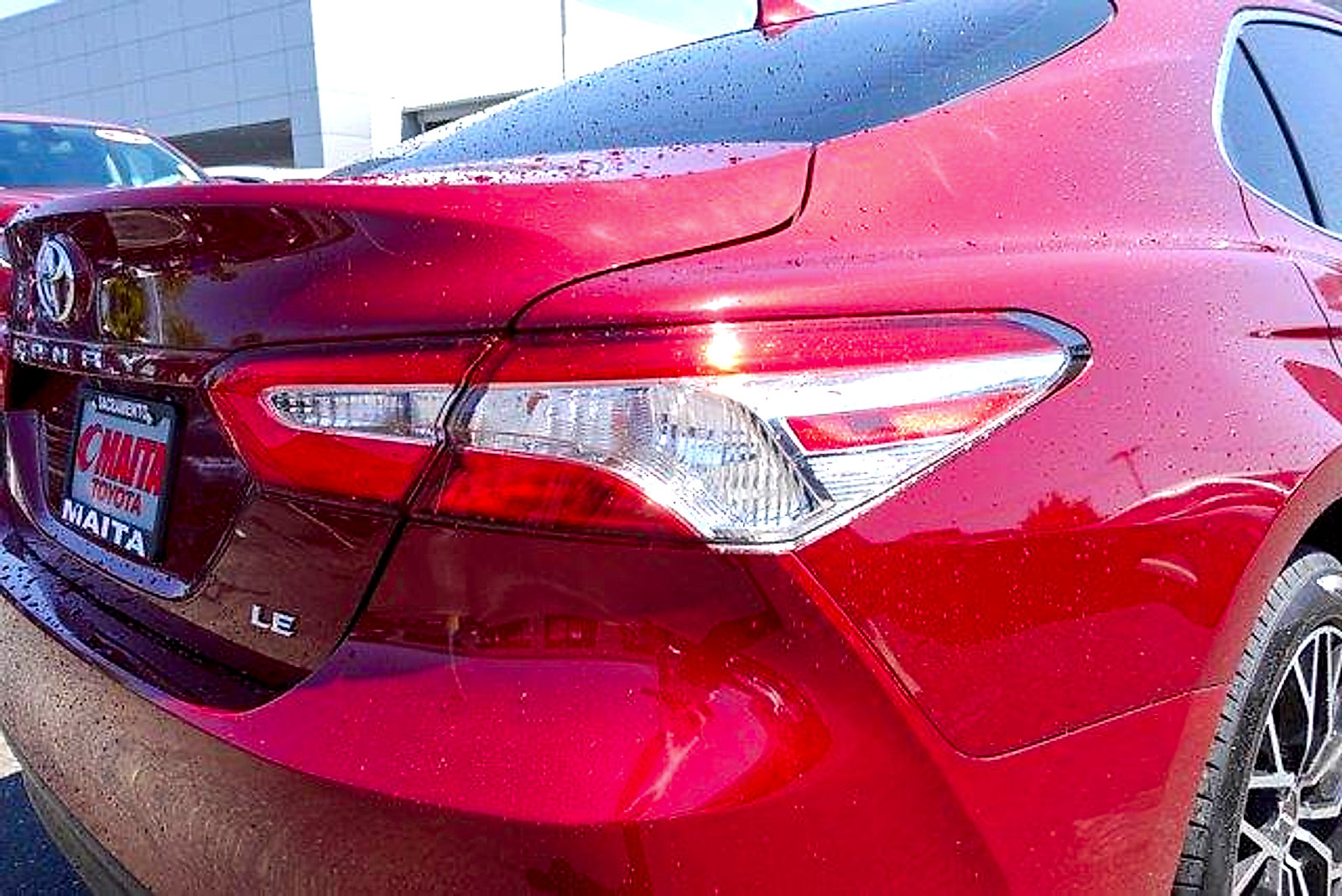 Used 2019 Toyota Camry LE FWD image 5