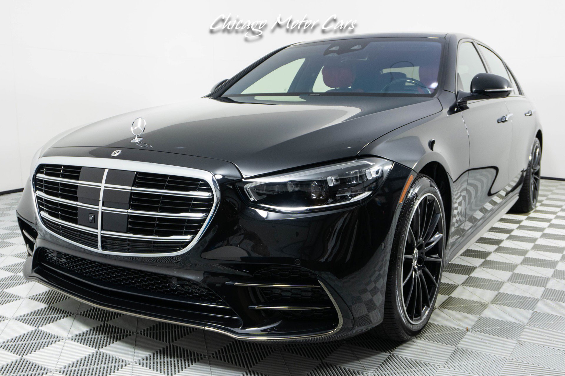 Used 2024 Mercedes-Benz S 580 4MATIC Sedan image 5