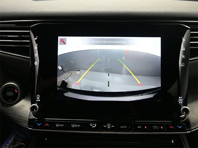 Used 2023 Jeep Wagoneer L Series II image 12